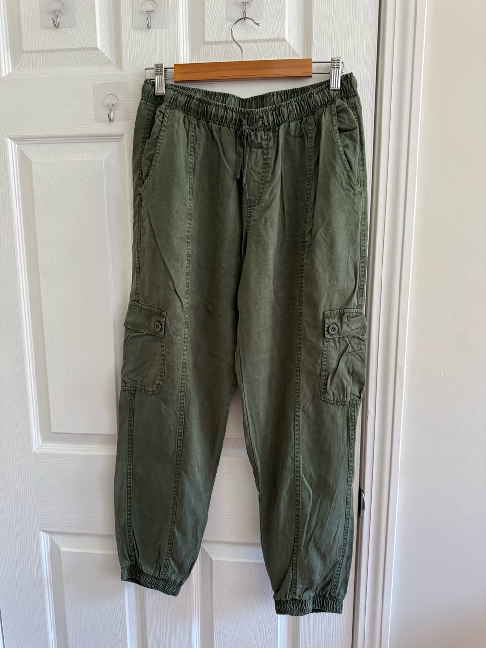 VELVET HEART Tencel Green Cargo Joggers M